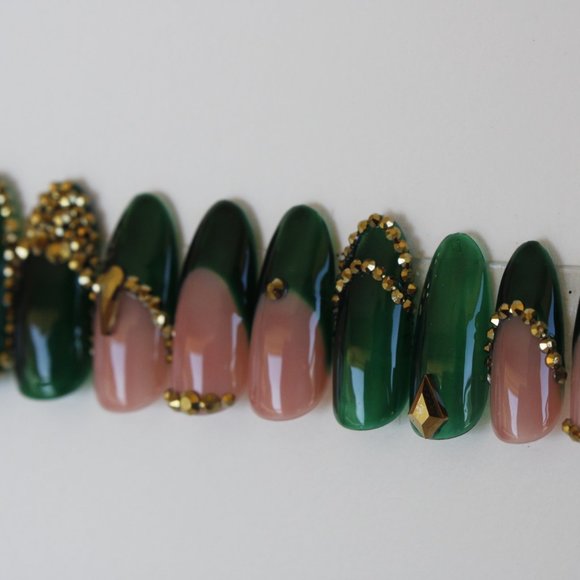 Green and Gold Press On Nails - 20pc - Picture 6 of 8
